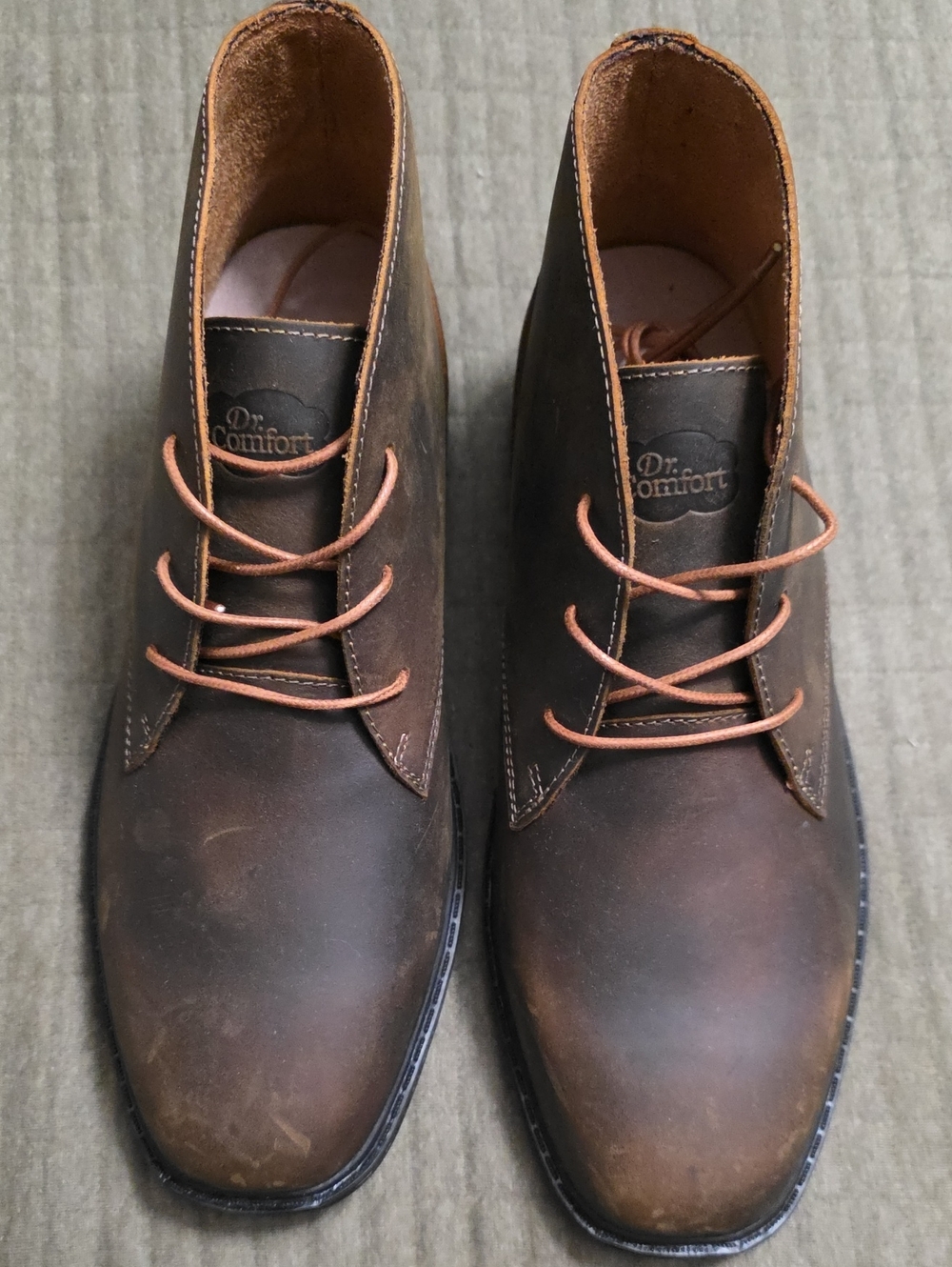 Men’s Dark Brown Leather Chukka Boots